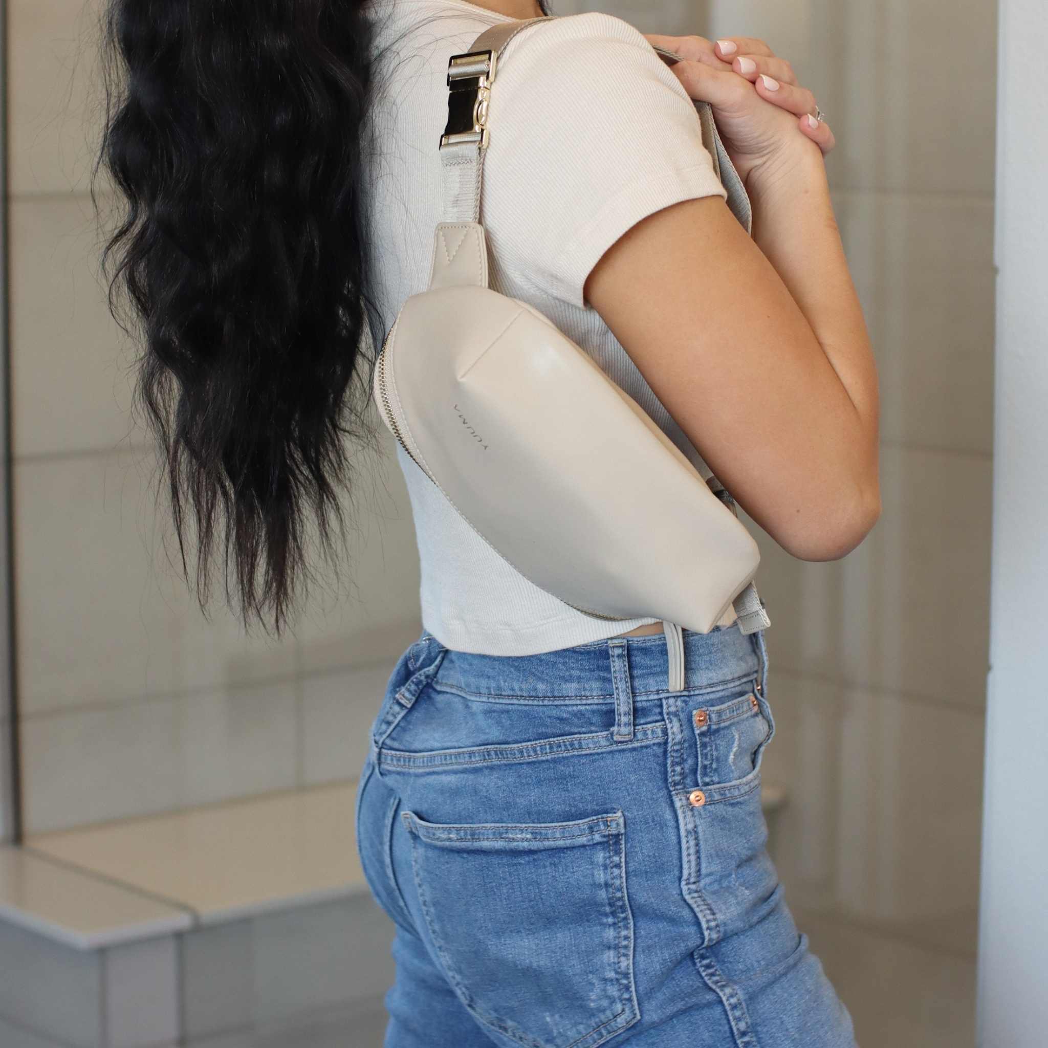 jolie fanny in ivory - yuuma