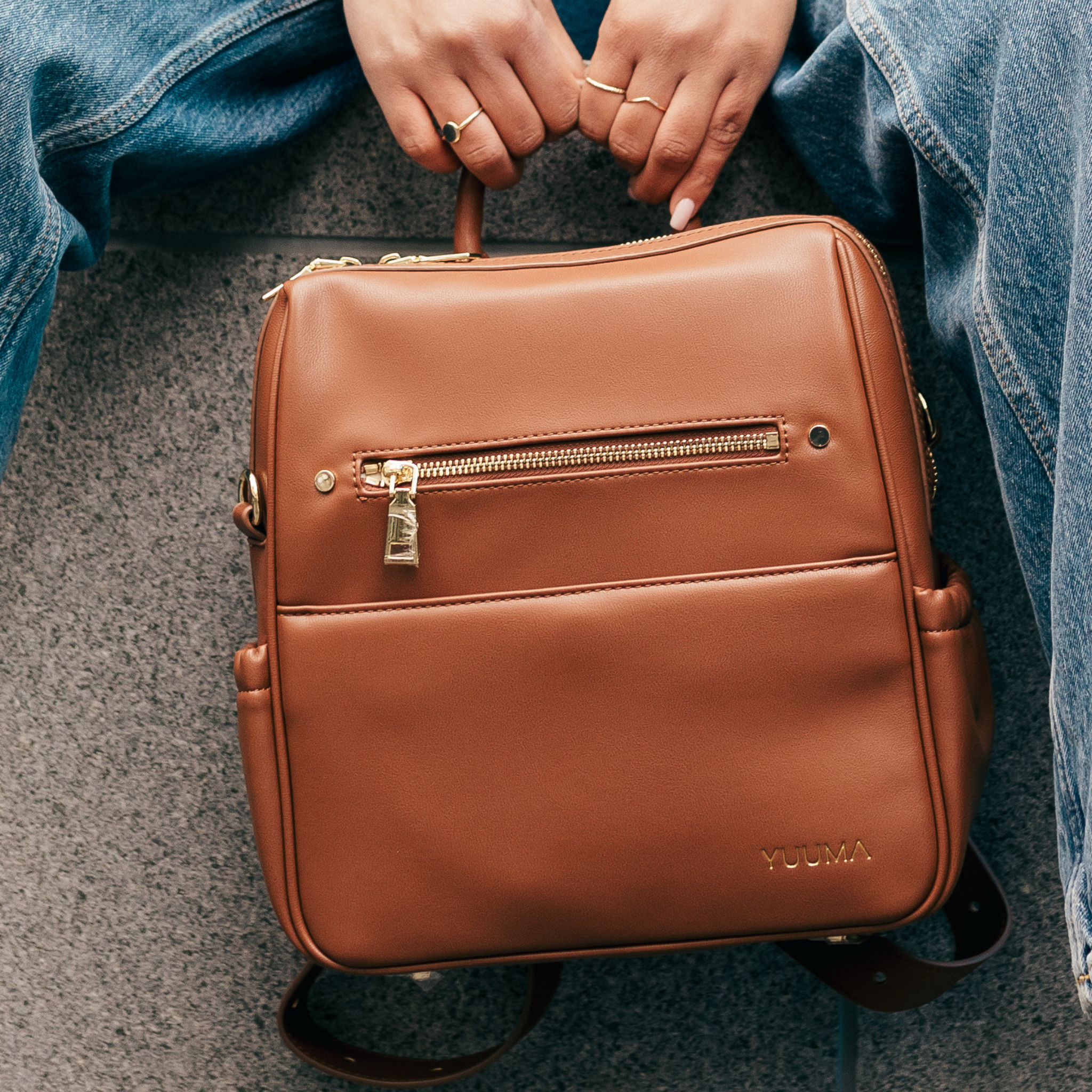 close up of yuuma mini in brown