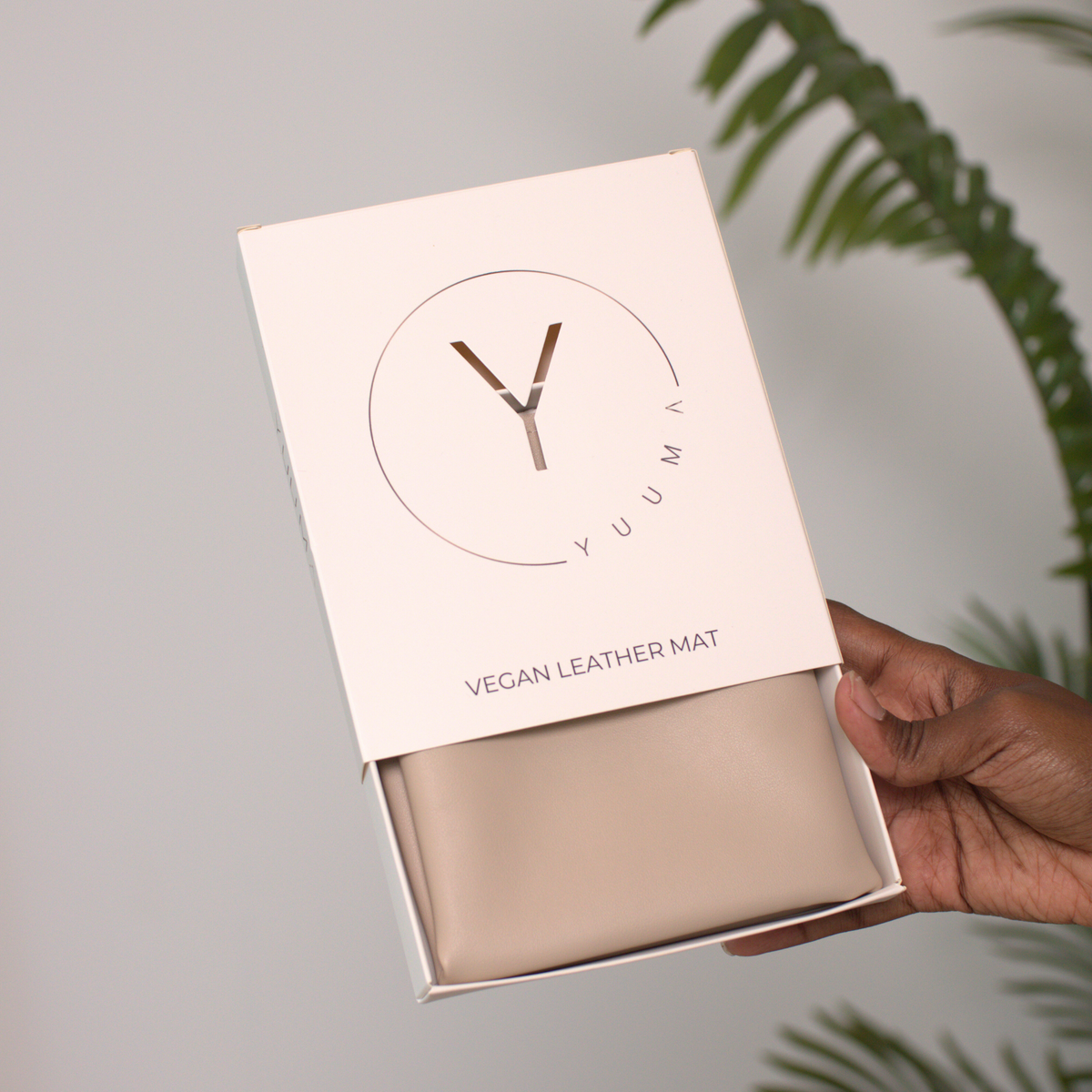 ivory vegan leather mat - yuuma collection